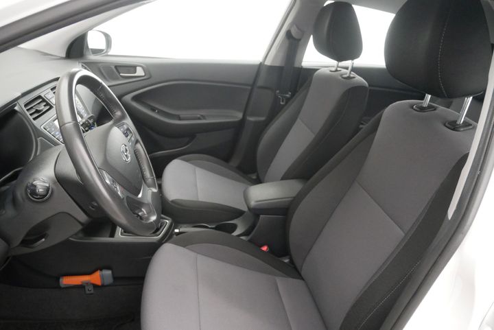 Photo 9 VIN: NLHB351AAJZ365961 - HYUNDAI I20 