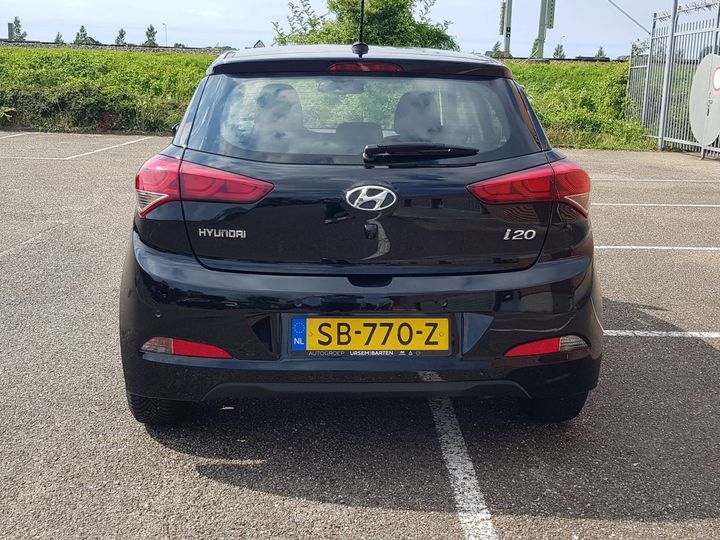 Photo 8 VIN: NLHB351AAJZ374229 - HYUNDAI I20 