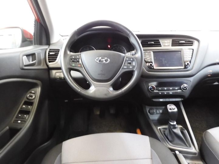 Photo 3 VIN: NLHB351AAJZ375812 - HYUNDAI I20 