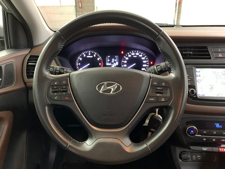 Photo 10 VIN: NLHB351AAJZ389965 - HYUNDAI I20 