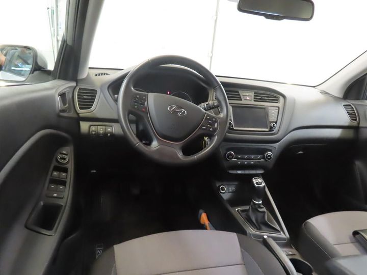 Photo 7 VIN: NLHB351AAJZ427936 - HYUNDAI I20 