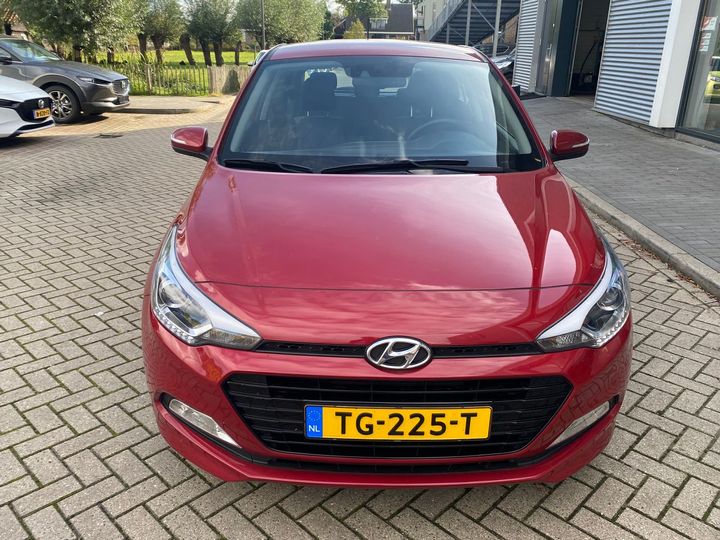 Photo 8 VIN: NLHB351AAJZ429597 - HYUNDAI I20 