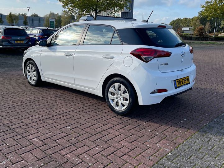 Photo 2 VIN: NLHB351AAJZ443115 - HYUNDAI I20 