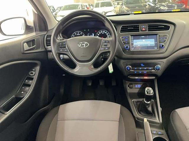 Photo 12 VIN: NLHB351AAKZ515425 - HYUNDAI I20 