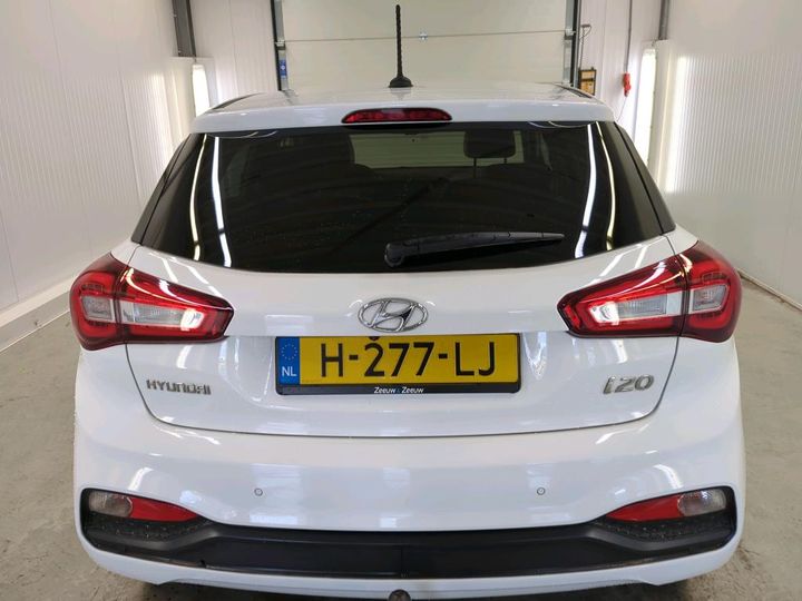 Photo 21 VIN: NLHB351AALZ586270 - HYUNDAI I20 