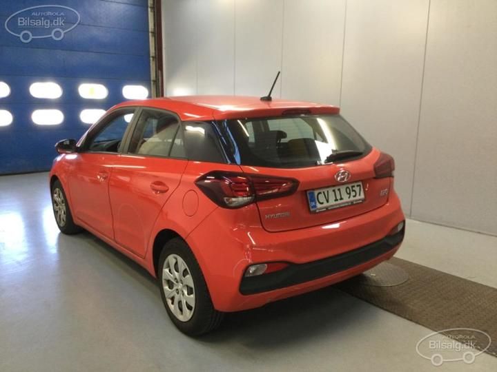 Photo 8 VIN: NLHB351AGLZ660071 - HYUNDAI I20 HATCHBACK 