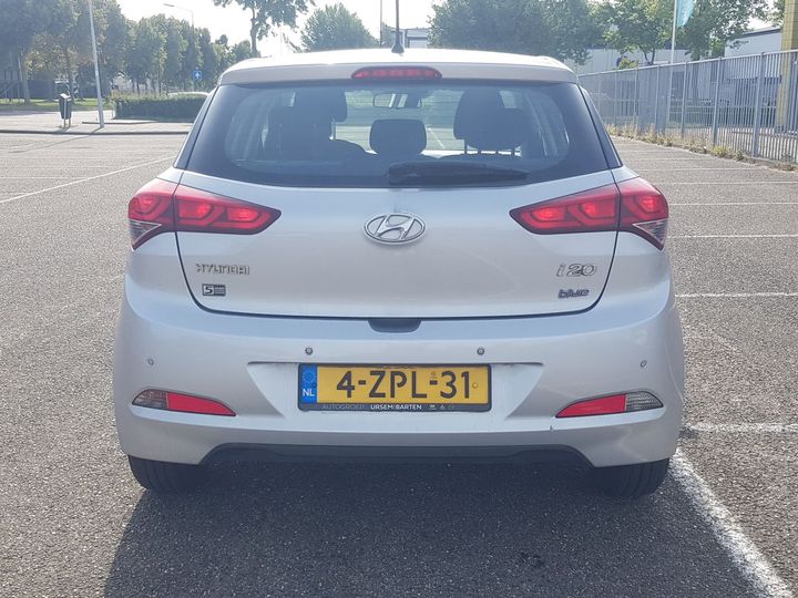 Photo 8 VIN: NLHB351BAFZ001513 - HYUNDAI I20 