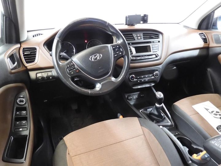 Photo 3 VIN: NLHB351BAFZ020194 - HYUNDAI I20 