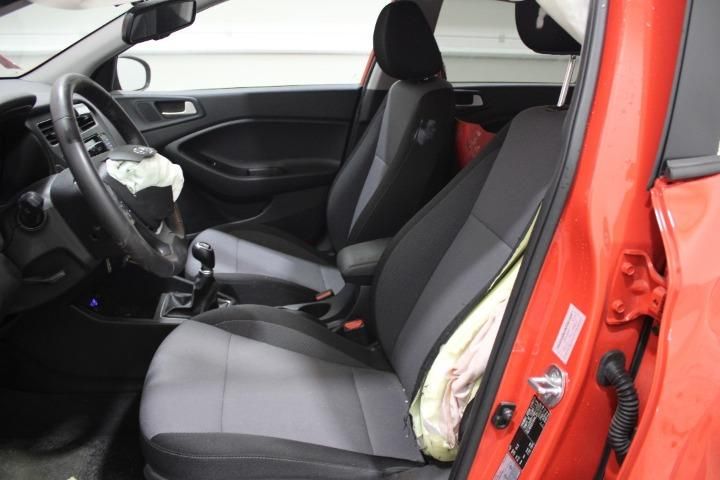 Photo 13 VIN: NLHB351BALZ576557 - HYUNDAI I20 HATCHBACK 