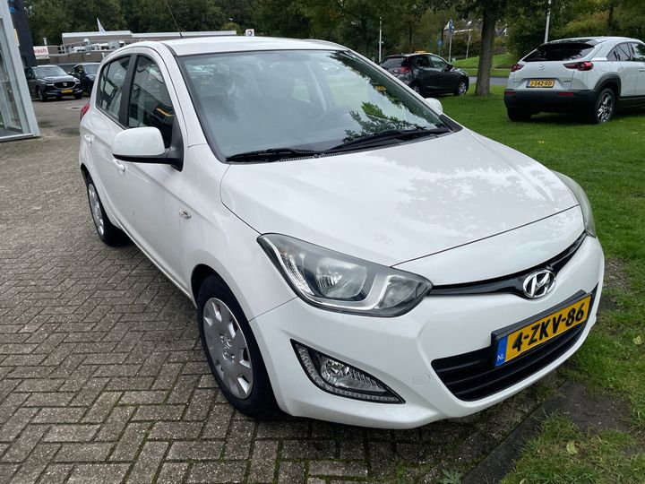 Photo 4 VIN: NLHBA51BADZ204722 - HYUNDAI I20 