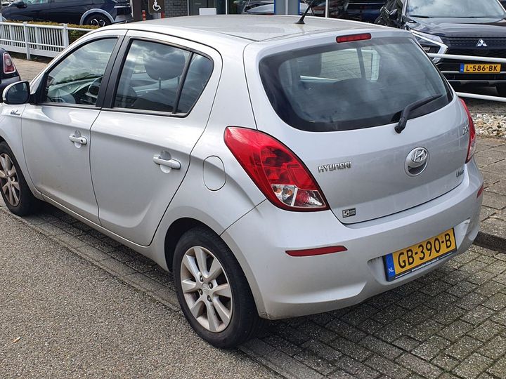 Photo 2 VIN: NLHBA51BADZ251881 - HYUNDAI I20 