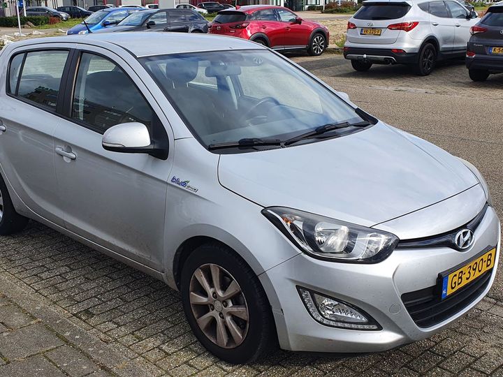 Photo 4 VIN: NLHBA51BADZ251881 - HYUNDAI I20 