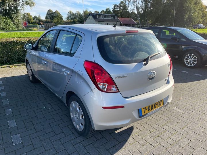 Photo 2 VIN: NLHBB51BADZ165114 - HYUNDAI I20 