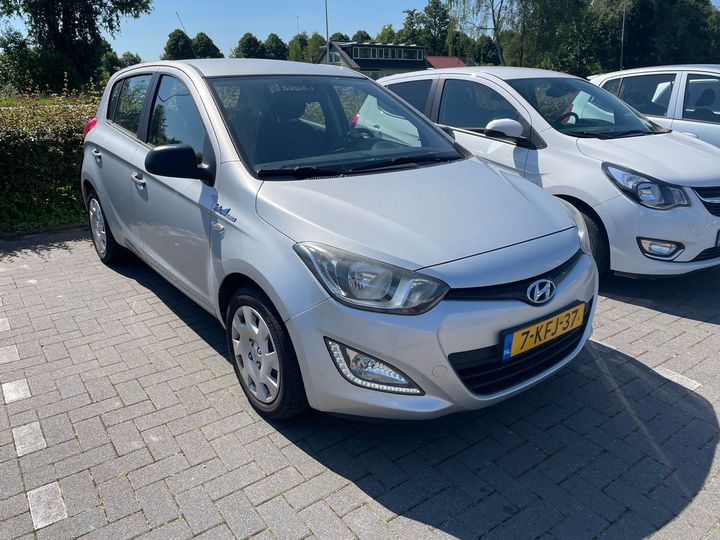 Photo 4 VIN: NLHBB51BADZ177507 - HYUNDAI I20 