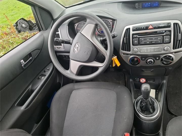 Photo 9 VIN: NLHBB51PAFZ300617 - HYUNDAI I20 