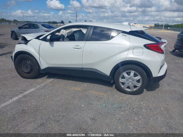 Photo 2 VIN: NMTKHMBX0LR111568 - TOYOTA C-HR 