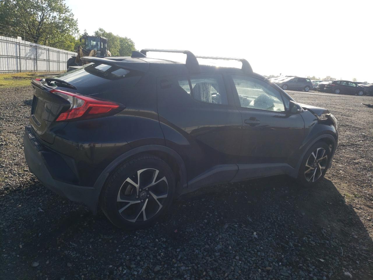 Photo 2 VIN: NMTKHMBX1JR020161 - TOYOTA C-HR 