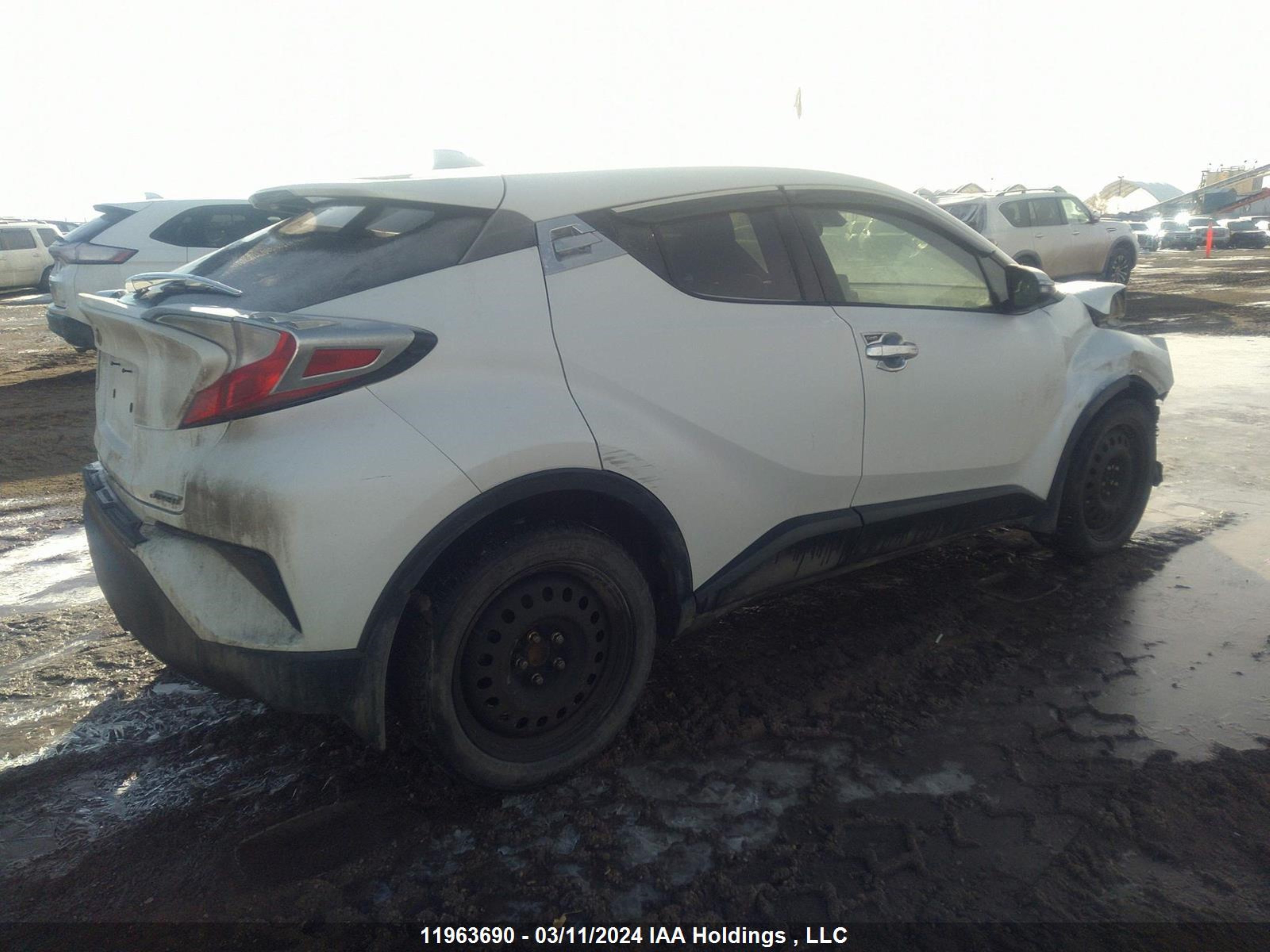 Photo 3 VIN: NMTKHMBX1KR069913 - TOYOTA C-HR 