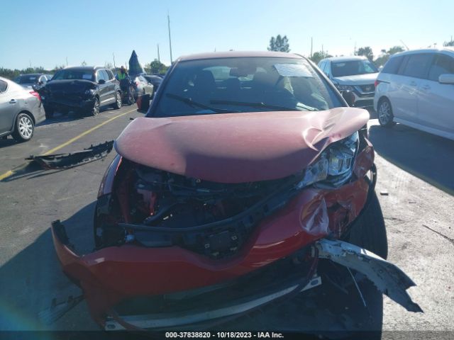 Photo 5 VIN: NMTKHMBX1MR135945 - TOYOTA C-HR 