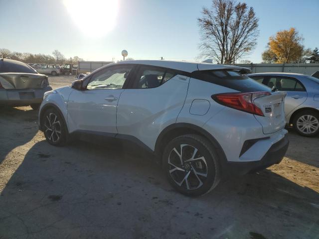 Photo 1 VIN: NMTKHMBX2JR021125 - TOYOTA C-HR 