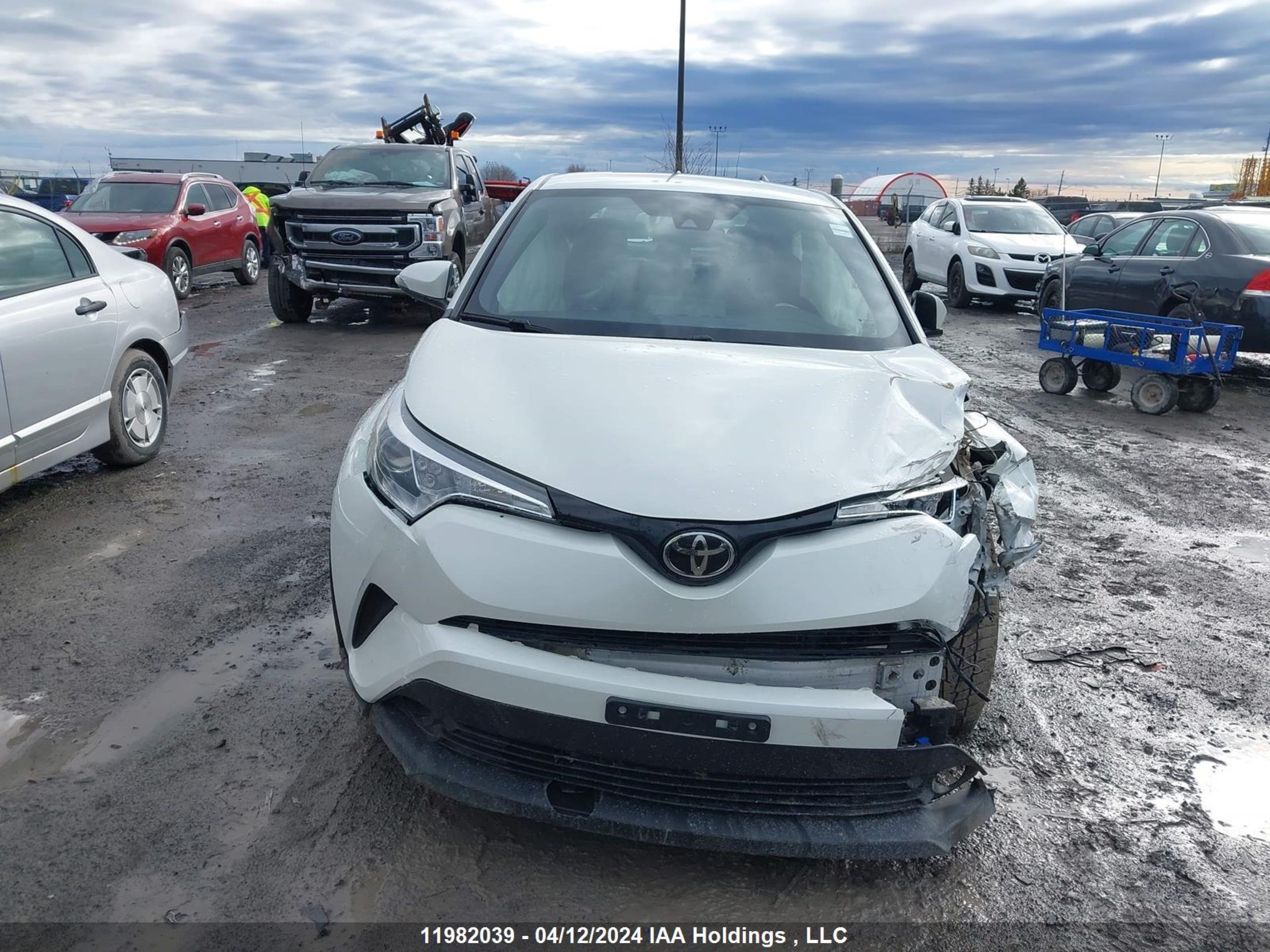 Photo 11 VIN: NMTKHMBX2JR035915 - TOYOTA C-HR 