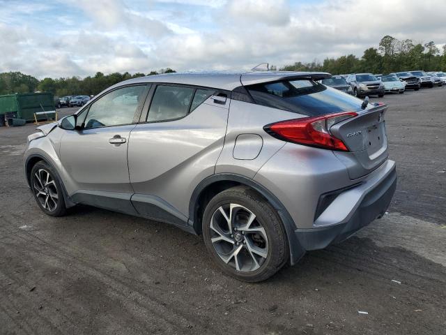 Photo 1 VIN: NMTKHMBX2JR049765 - TOYOTA C-HR XLE 