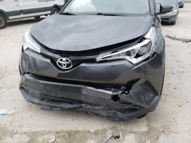 Photo 8 VIN: NMTKHMBX2JR057929 - TOYOTA C-HR XLE 