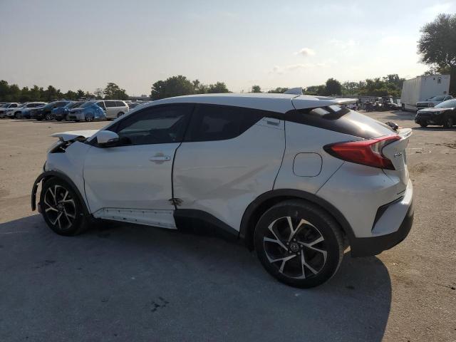 Photo 1 VIN: NMTKHMBX2KR086218 - TOYOTA C-HR XLE 