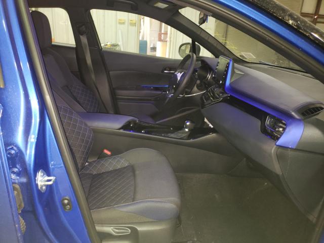 Photo 4 VIN: NMTKHMBX2LR115427 - TOYOTA C-HR XLE 