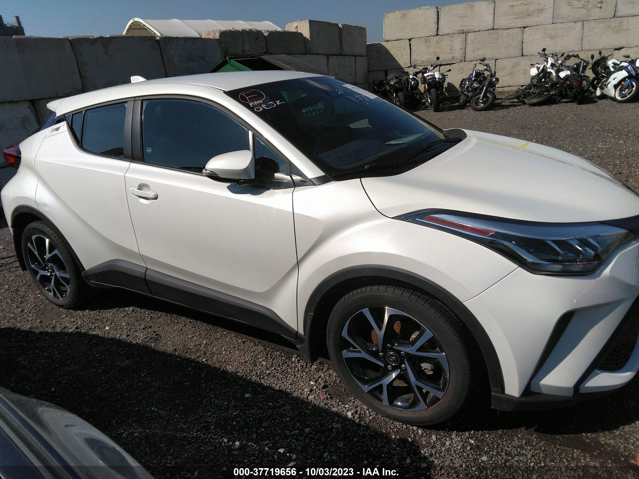 Photo 12 VIN: NMTKHMBX2MR132083 - TOYOTA C-HR 