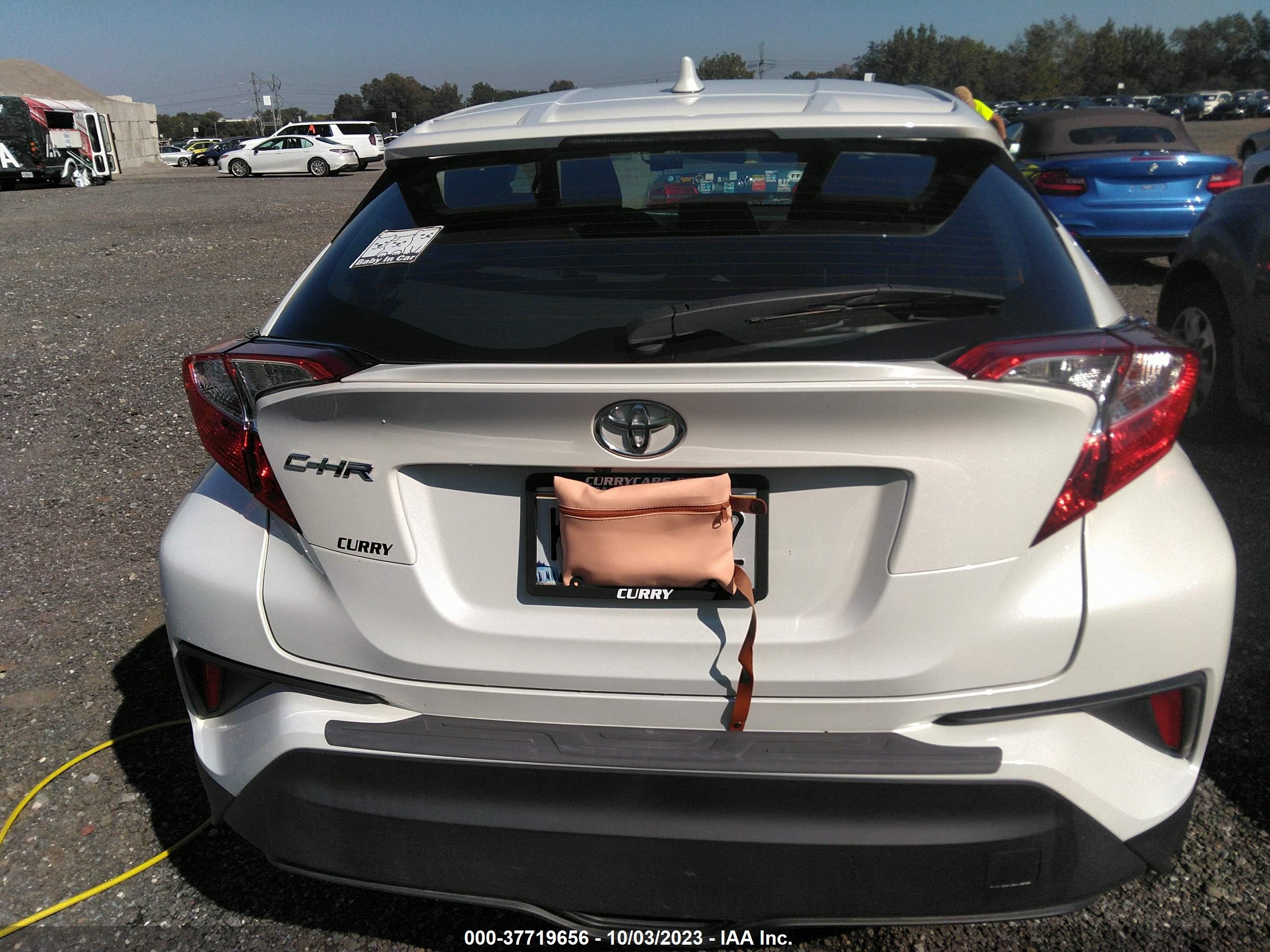 Photo 15 VIN: NMTKHMBX2MR132083 - TOYOTA C-HR 