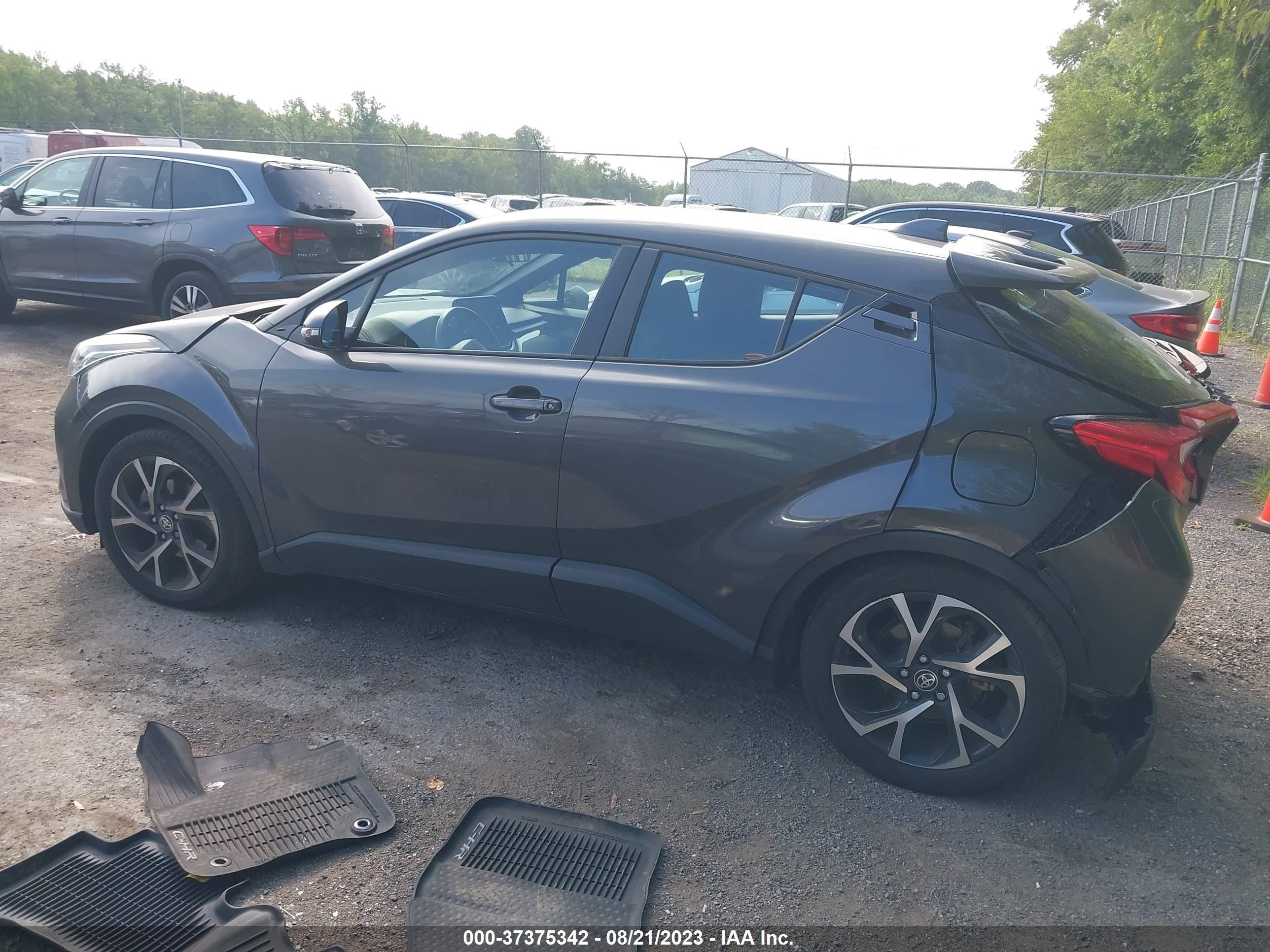 Photo 13 VIN: NMTKHMBX2MR136294 - TOYOTA C-HR 