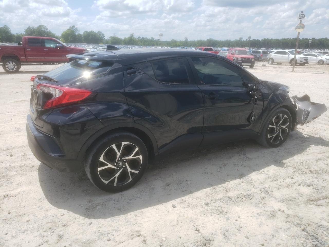 Photo 2 VIN: NMTKHMBX3JR045773 - TOYOTA C-HR 