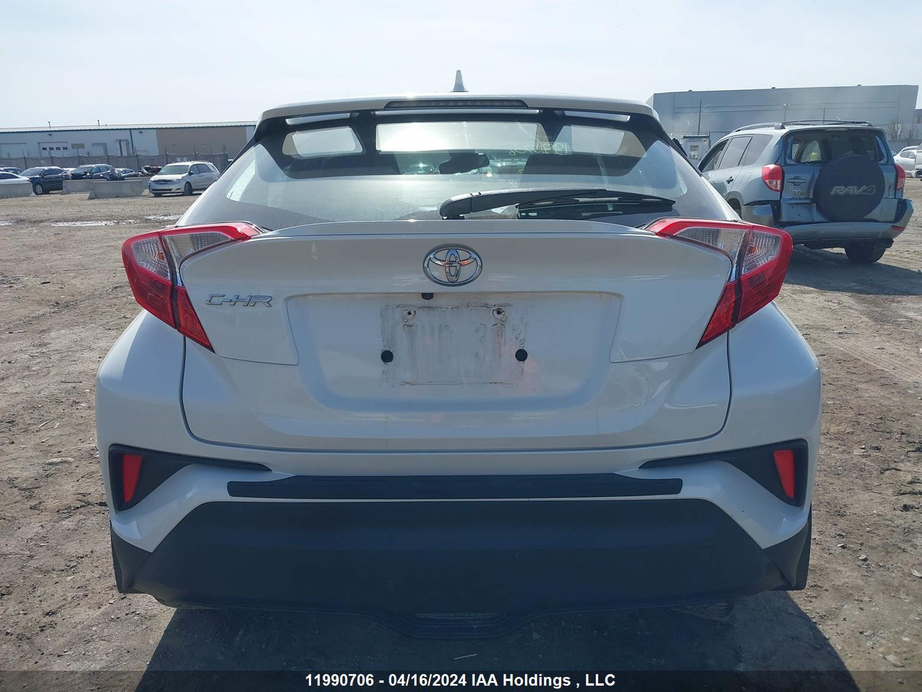 Photo 16 VIN: NMTKHMBX3JR064260 - TOYOTA C-HR 