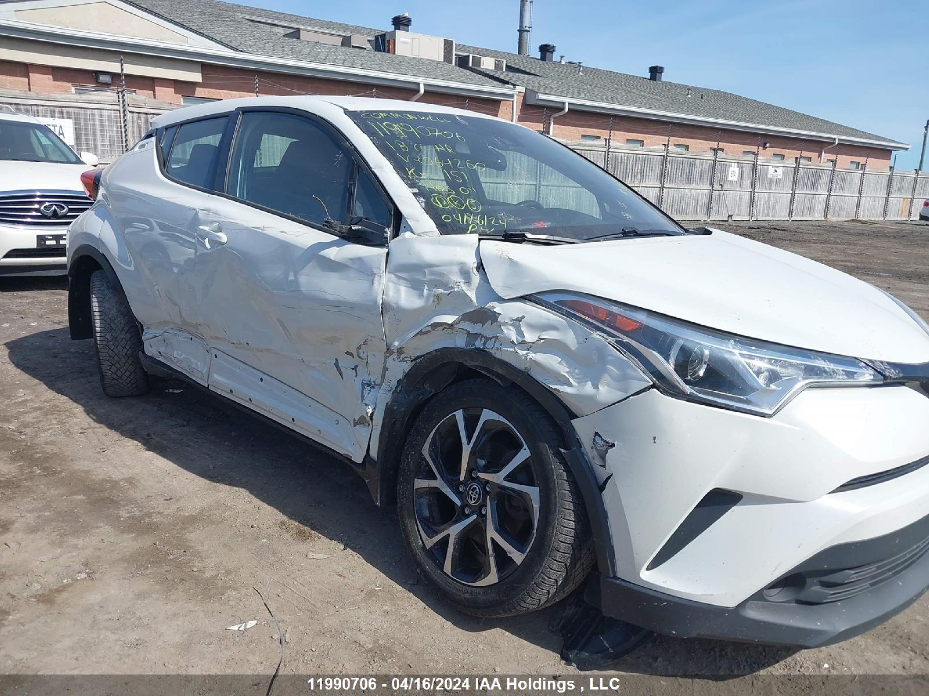 Photo 5 VIN: NMTKHMBX3JR064260 - TOYOTA C-HR 