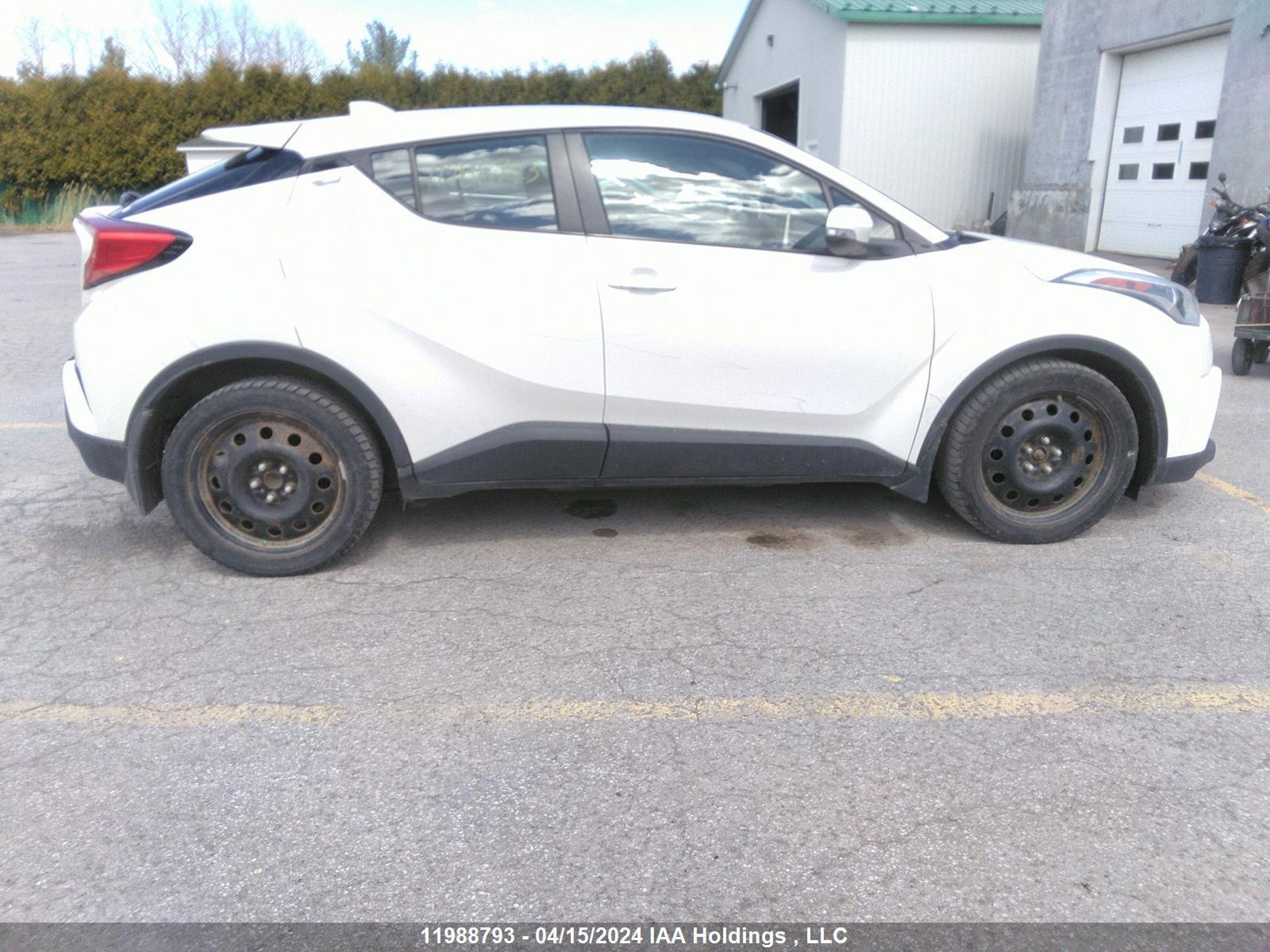 Photo 12 VIN: NMTKHMBX3KR075874 - TOYOTA C-HR 