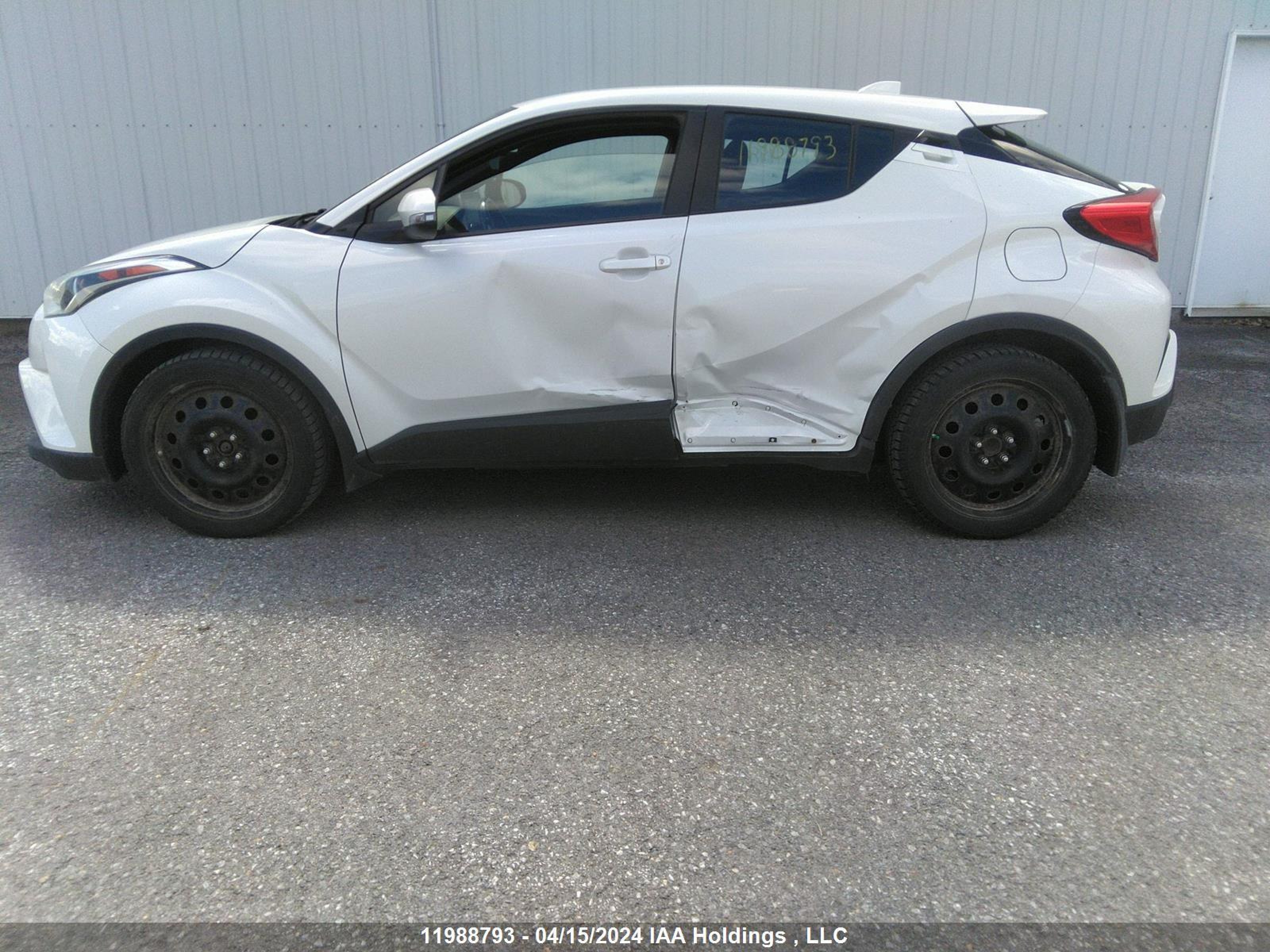 Photo 13 VIN: NMTKHMBX3KR075874 - TOYOTA C-HR 