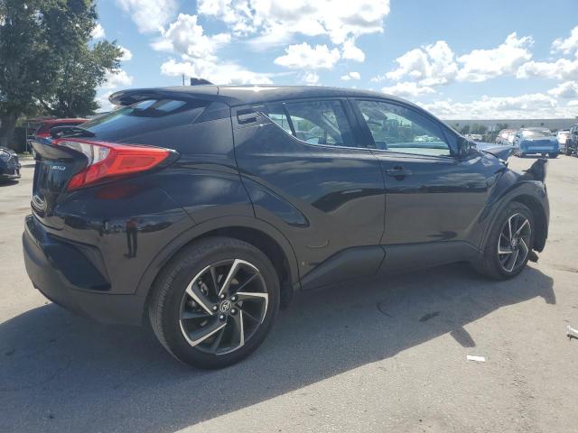 Photo 2 VIN: NMTKHMBX3MR122131 - TOYOTA C-HR XLE 