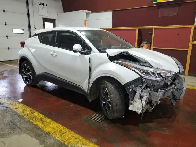 Photo 3 VIN: NMTKHMBX4NR147976 - TOYOTA C-HR XLE 