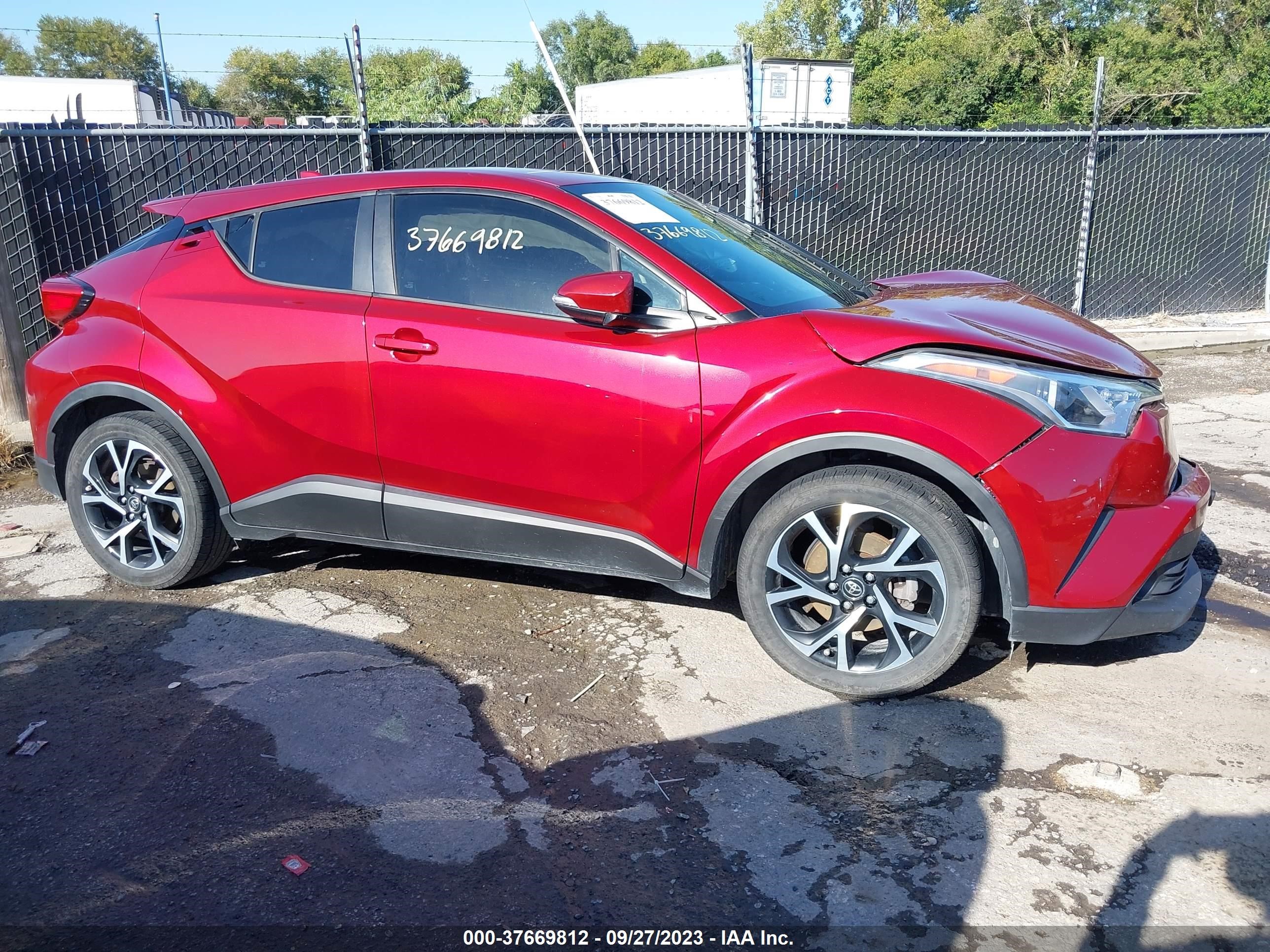 Photo 12 VIN: NMTKHMBX5JR026142 - TOYOTA C-HR 