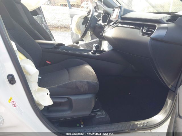 Photo 4 VIN: NMTKHMBX5JR040400 - TOYOTA C-HR 