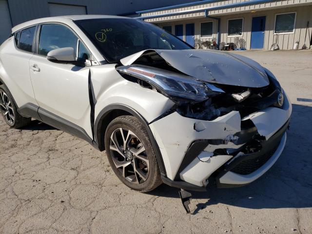 Photo 8 VIN: NMTKHMBX5LR110044 - TOYOTA C-HR XLE 