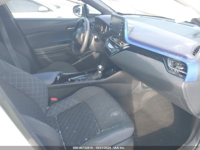 Photo 4 VIN: NMTKHMBX5MR123975 - TOYOTA C-HR 