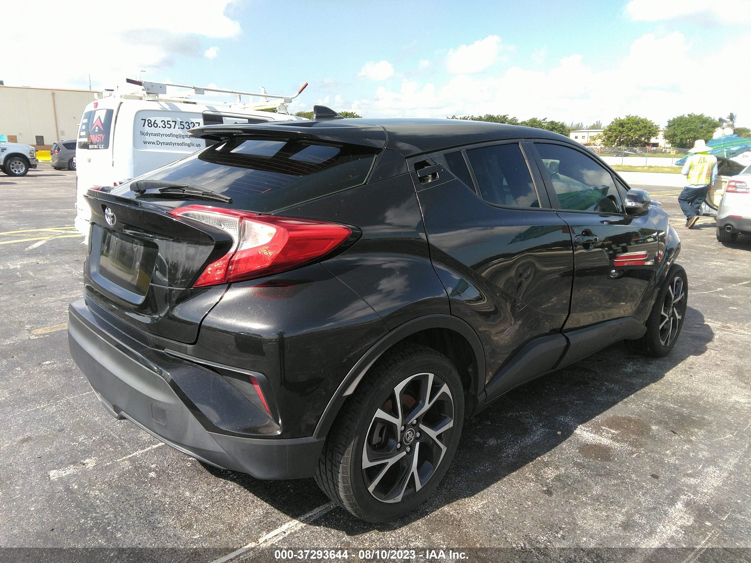 Photo 3 VIN: NMTKHMBX6JR020589 - TOYOTA C-HR 