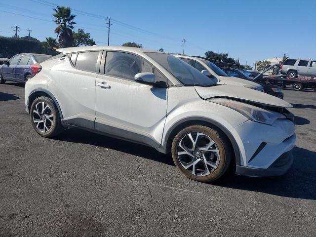 Photo 3 VIN: NMTKHMBX6JR036775 - TOYOTA C-HR XLE 