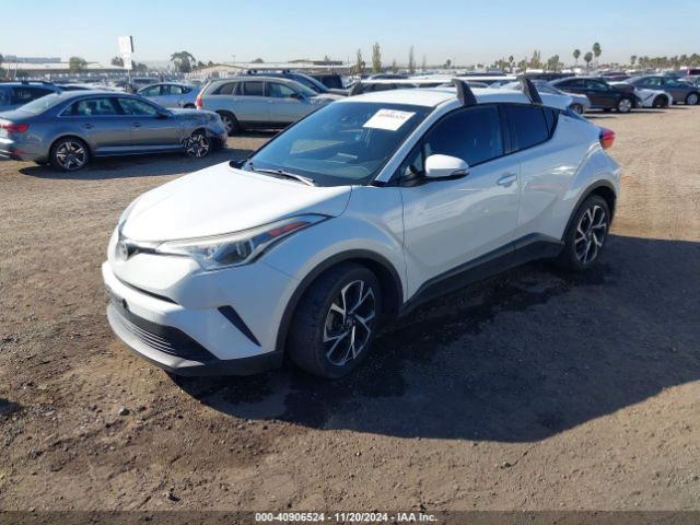 Photo 1 VIN: NMTKHMBX6JR050143 - TOYOTA C-HR 