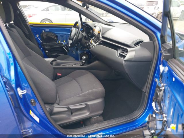 Photo 4 VIN: NMTKHMBX6JR060557 - TOYOTA C-HR 