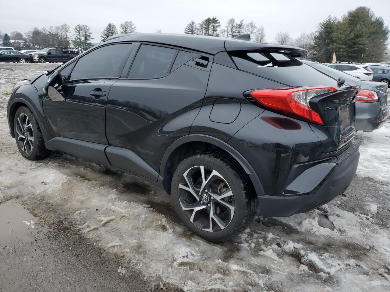 Photo 1 VIN: NMTKHMBX6MR136752 - TOYOTA C-HR 