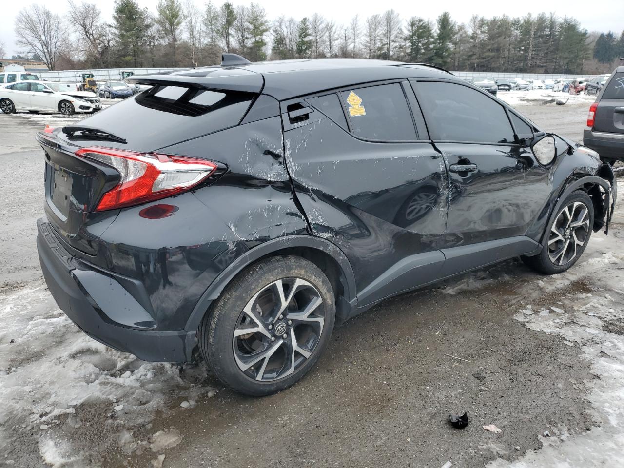 Photo 2 VIN: NMTKHMBX6MR136752 - TOYOTA C-HR 