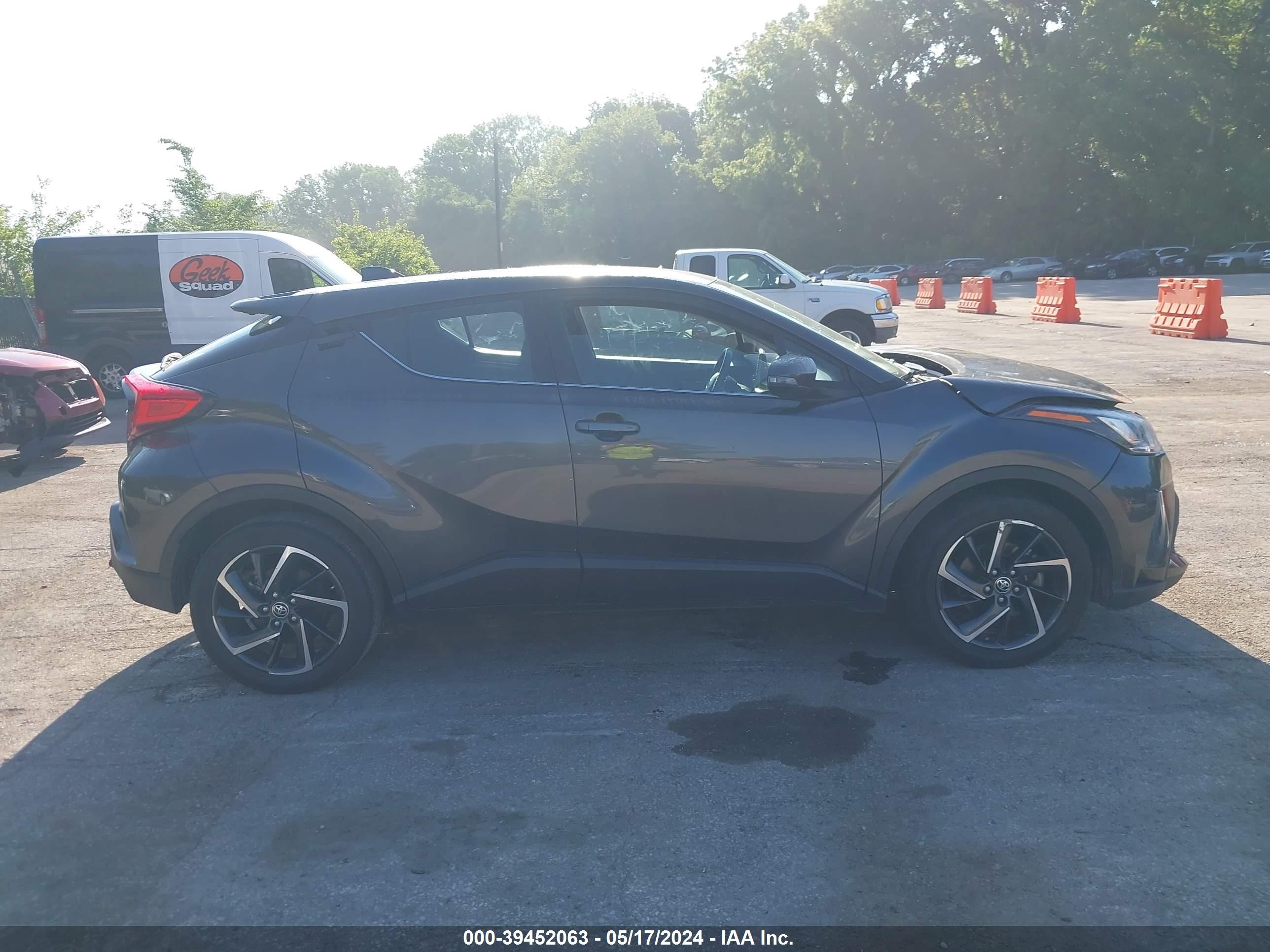 Photo 12 VIN: NMTKHMBX6MR139652 - TOYOTA C-HR 